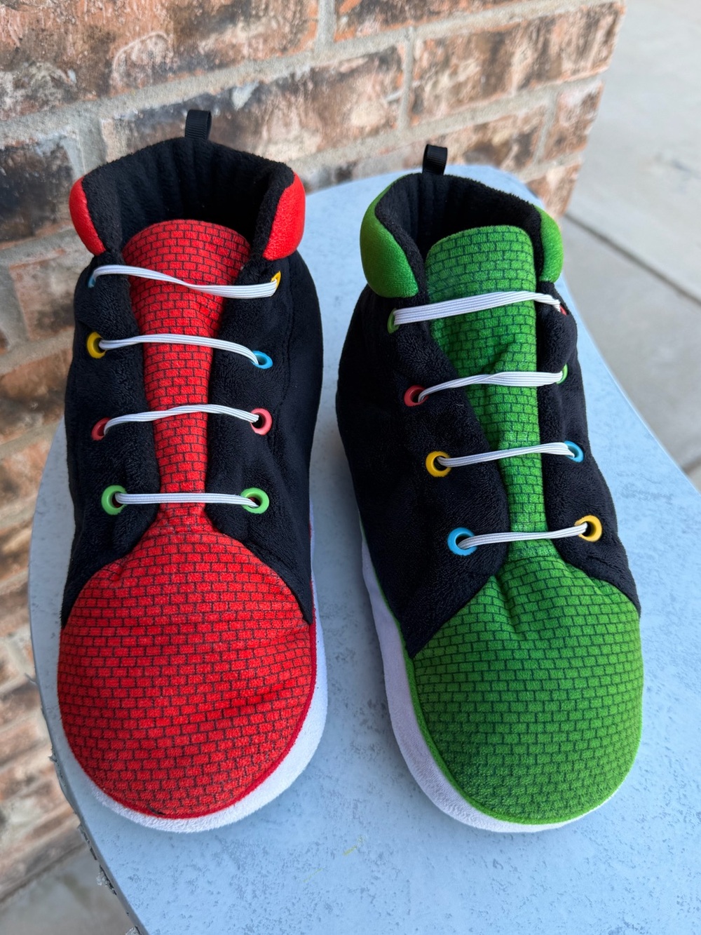 Ground Up Nintendo Super Mario & Luigi Plush Slippers • Boys Size 4-5 High Top